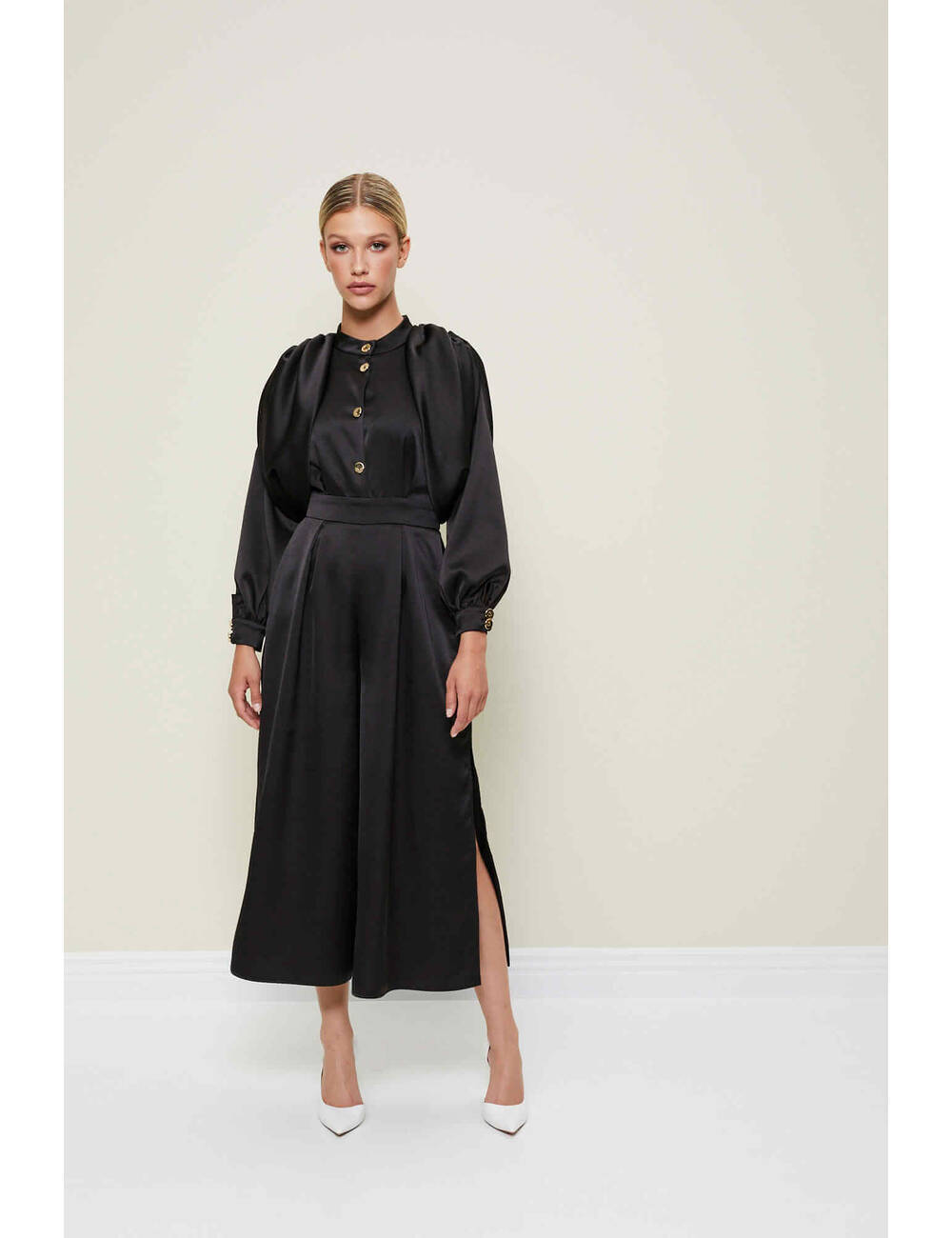 AW22WO LOOK 38 BLACK JUMPSUIT