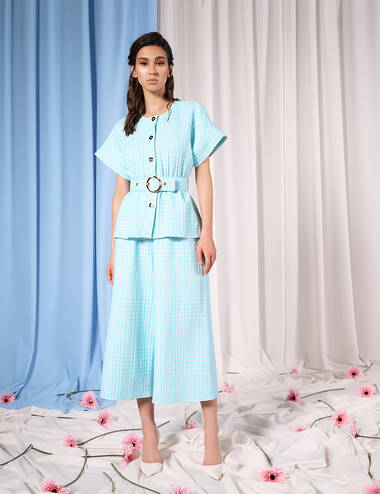 SS23WO LOOK 21 BLUE SET OF BLOUSE AND SHORTS #4