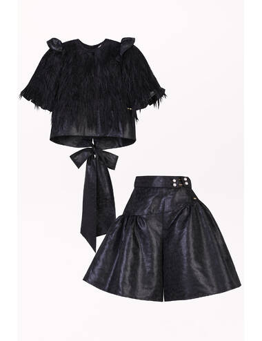 AW23PE LOOK 09 BLACK SET OF BLOUSE AND SHORTS #1