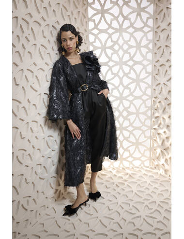 SS24RD LOOK 03.2 BLACK CAPE